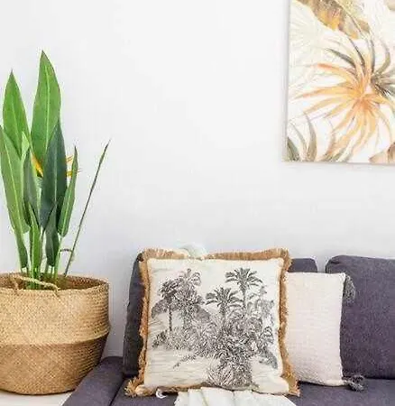 Pink Vistabella Sunrise Apartment