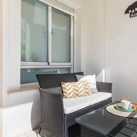 Pink Vistabella Sunrise Apartment *